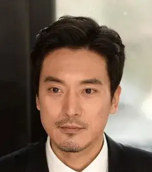بیوگرافی Min Joon Kim