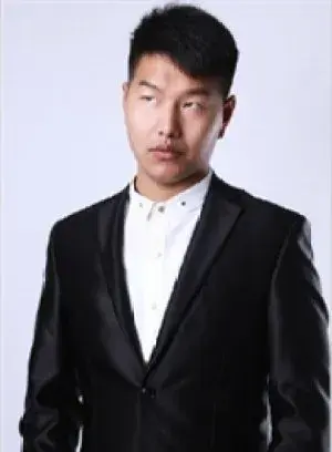 بیوگرافی Liu Qiang Qiang