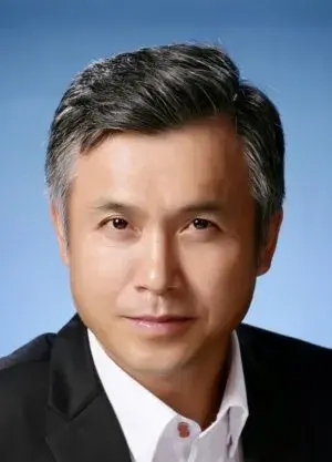بیوگرافی Bum Ho Choi