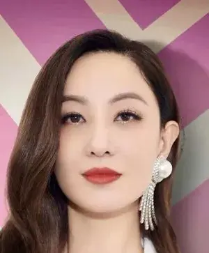 بیوگرافی Yumiko Cheng