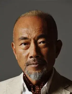 بیوگرافی Naoto Takenaka