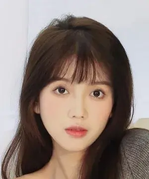 بیوگرافی Zhong Li Yu