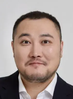 بیوگرافی Sang Hoon Yoo