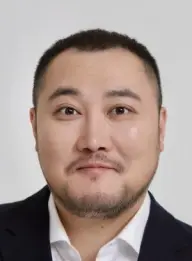 بیوگرافی Sang Hoon Yoo