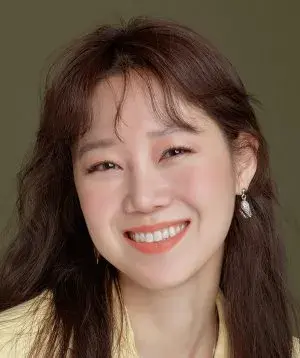 بیوگرافی Hyo Jin Gong