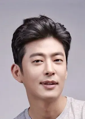 بیوگرافی Chang Wook Lee