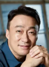 بیوگرافی Sung Min Lee