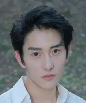 بیوگرافی Liang Qi Zhu