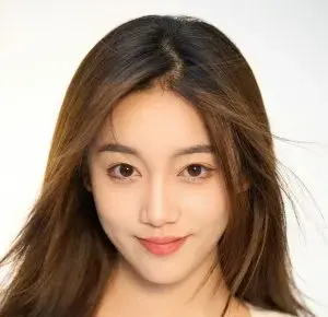 بیوگرافی Xin Tong Shi
