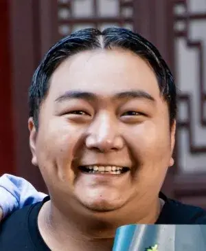 بیوگرافی Yuan Da Wang