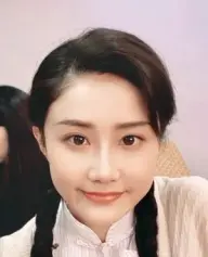 بیوگرافی Qian Li