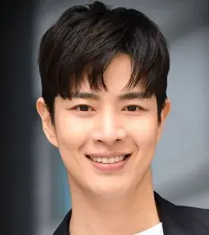 بیوگرافی Hae Woo Lee