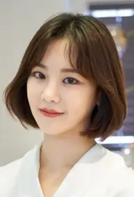 بیوگرافی Ji Eun Han