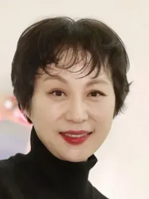 بیوگرافی Hyun Joo Woo