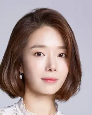 بیوگرافی Eun Min Go
