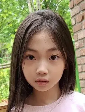 بیوگرافی Tae Yeon Kim