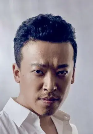 بیوگرافی Lun Guo