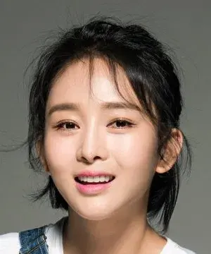 بیوگرافی Yi Yao Xia