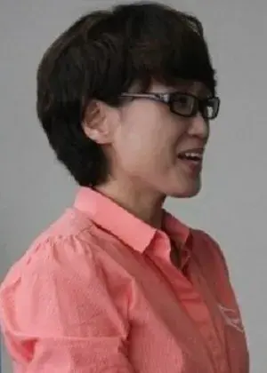 بیوگرافی Kyung Ah Yoon