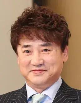 بیوگرافی Young Ha Lee