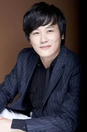 بیوگرافی Kwang Young Kim