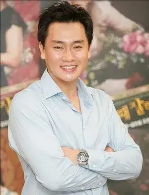 بیوگرافی Hyung Joon Park
