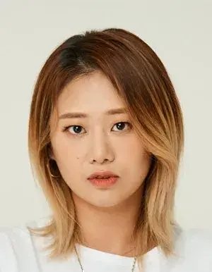 بیوگرافی Jyu Ni Hyun