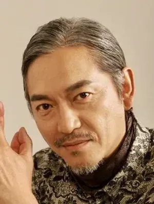 بیوگرافی Zhen Guo