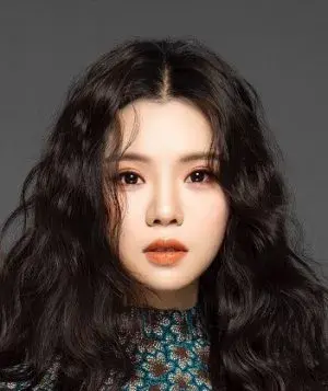 بیوگرافی Mi Mi Zhang