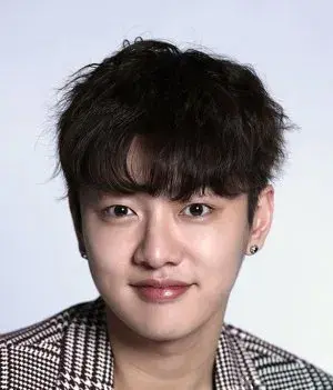 بیوگرافی Won Ho Shin