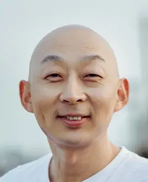 بیوگرافی Fei Huang Fei