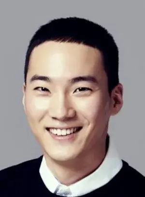 بیوگرافی Hong Nae Lee