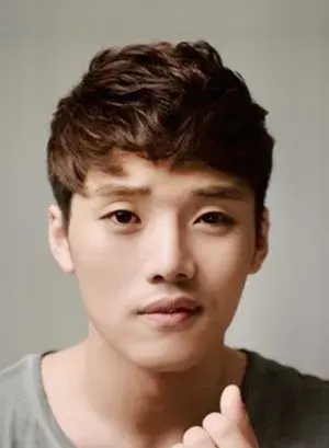 بیوگرافی Hyuk Soo Kwon