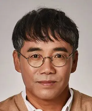 بیوگرافی Man Seok Oh