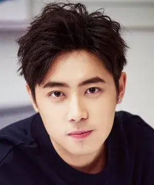 بیوگرافی Xu Xiao