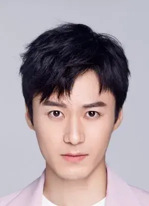 بیوگرافی Zi Jun Mao