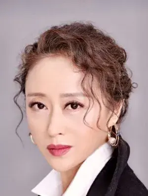 بیوگرافی You You Qian