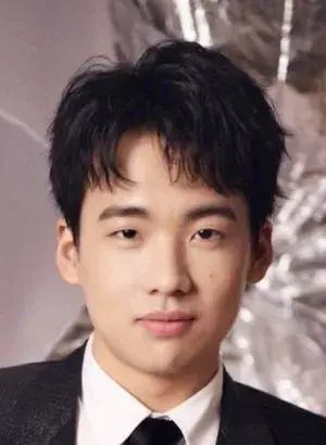 بیوگرافی Qi Lin Guo