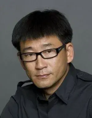 بیوگرافی Ding Yu