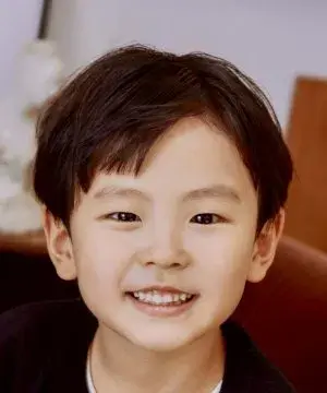 بیوگرافی Yan Bo Zhang