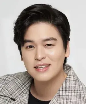 بیوگرافی Jang Woo Lee