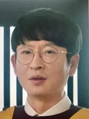 بیوگرافی Dong Ryuk Shin