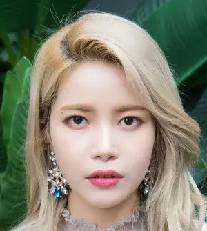 بیوگرافی Yong Seon Kim