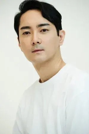 بیوگرافی Woo Won