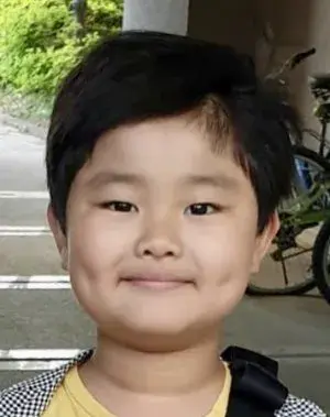 بیوگرافی Tae Yoon Uhm