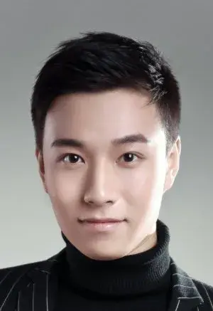 بیوگرافی Yin Long Zhang