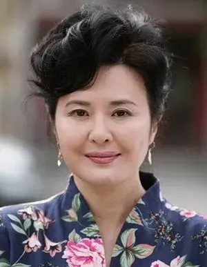 بیوگرافی 