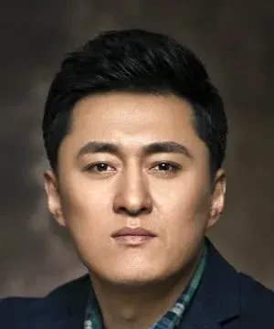 بیوگرافی Ya Tian Li