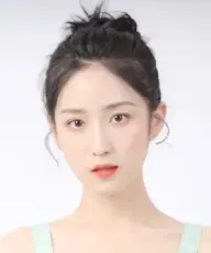 بیوگرافی Yun Yun Huang