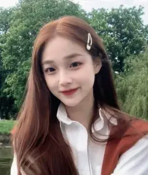 بیوگرافی Yue Yu Dong